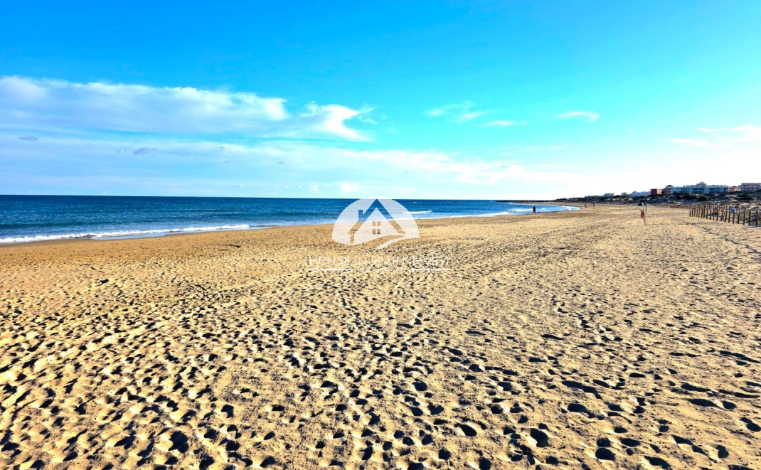 Resale - Apartment  - Guardamar del Segura - Pinomar