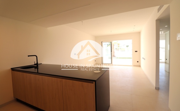 Resale - Apartment  - Guardamar del Segura - Guardamar - El Raso
