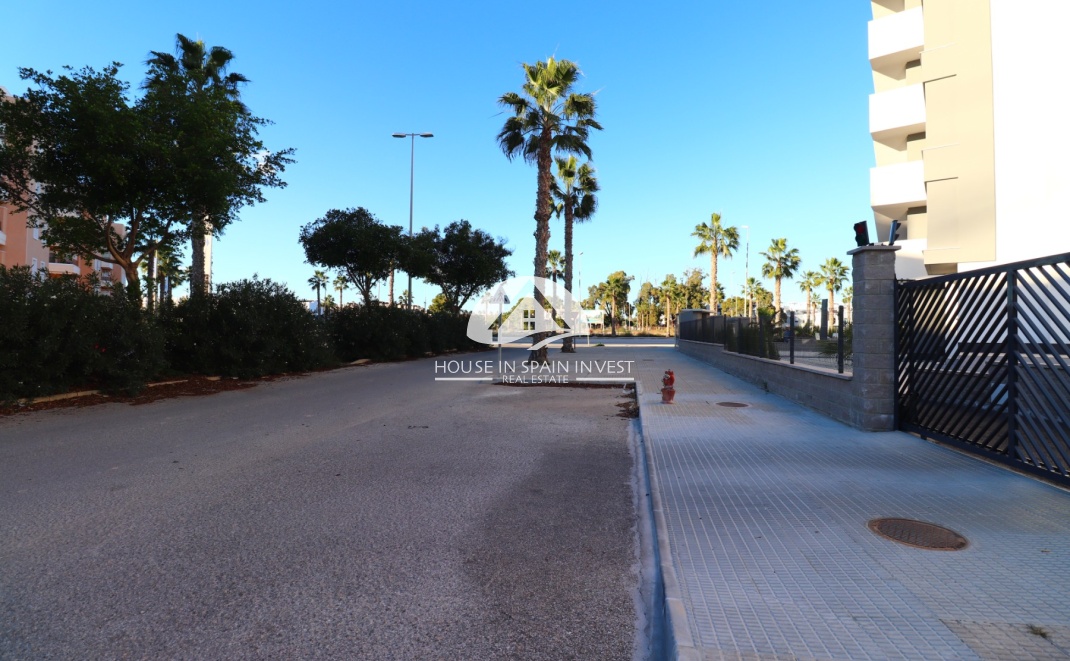 Resale - Apartment  - Guardamar del Segura - Guardamar - El Raso