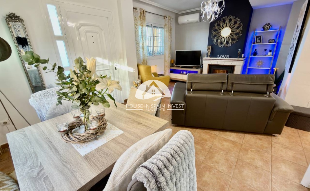 Resale - Villa - Guardamar del Segura - Guardamar - El Raso