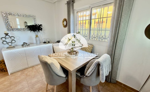 Resale - Villa - Guardamar del Segura - Guardamar - El Raso