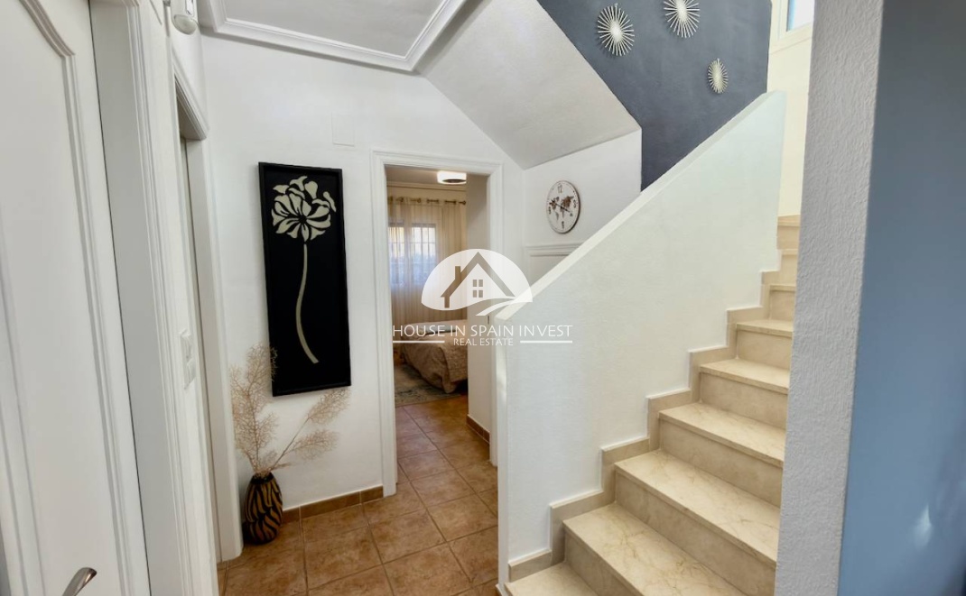 Resale - Villa - Guardamar del Segura - Guardamar - El Raso