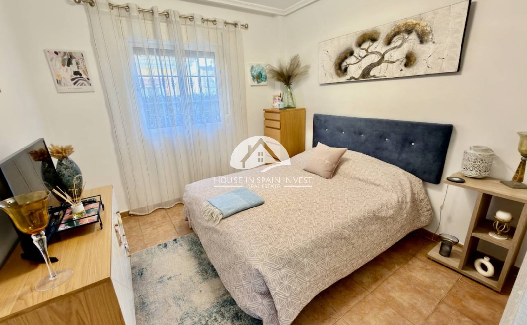 Resale - Villa - Guardamar del Segura - Guardamar - El Raso