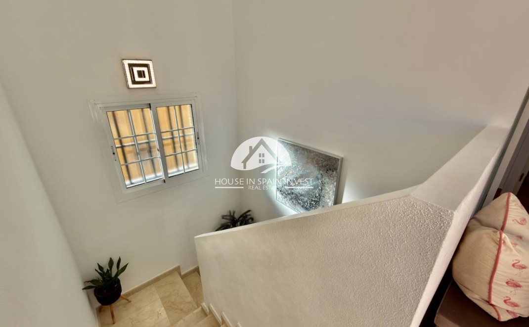 Resale - Villa - Guardamar del Segura - Guardamar - El Raso