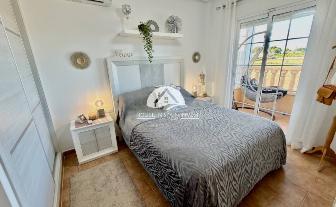 Resale - Villa - Guardamar del Segura - Guardamar - El Raso