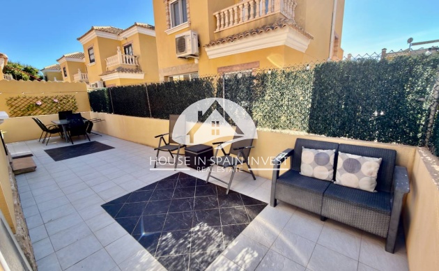 Resale - Villa - Guardamar del Segura - Guardamar - El Raso