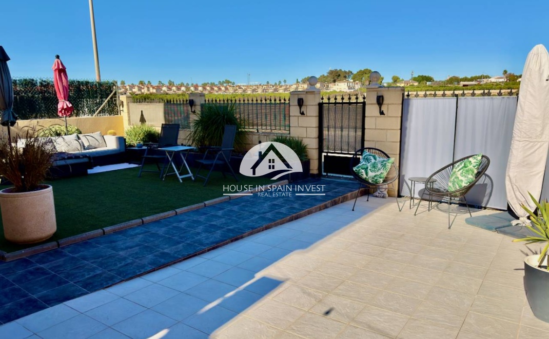 Resale - Villa - Guardamar del Segura - Guardamar - El Raso