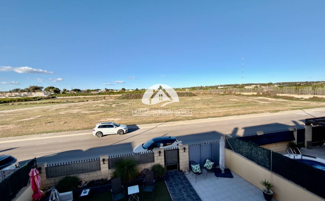 Resale - Villa - Guardamar del Segura - Guardamar - El Raso