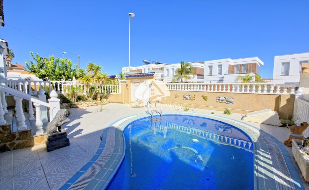 Resale - Villa - Orihuela Costa - Las Filipinas