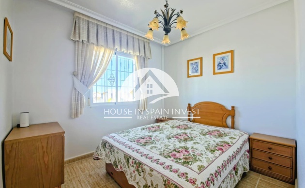 Resale - Villa - Orihuela Costa - Las Filipinas