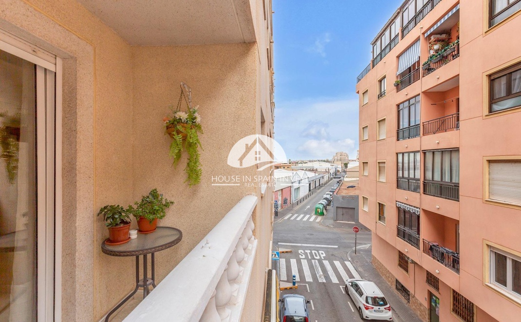 Resale - Apartment  - Torrevieja - Centro