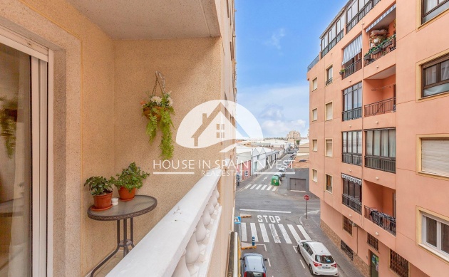 Resale - Apartment  - Torrevieja - Centro