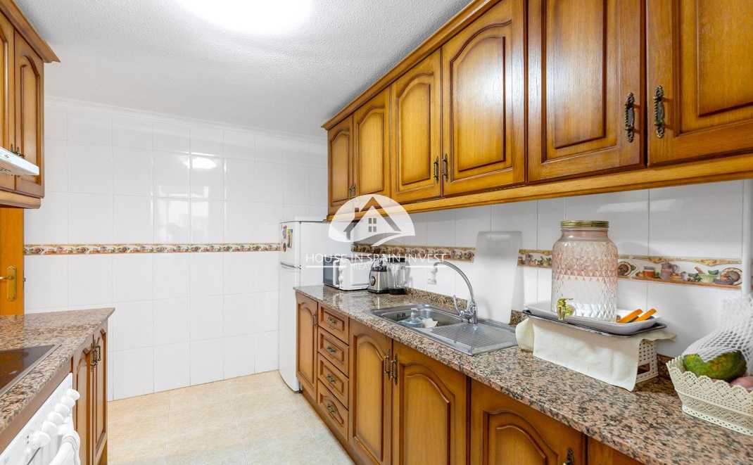 Resale - Apartment  - Torrevieja - Centro