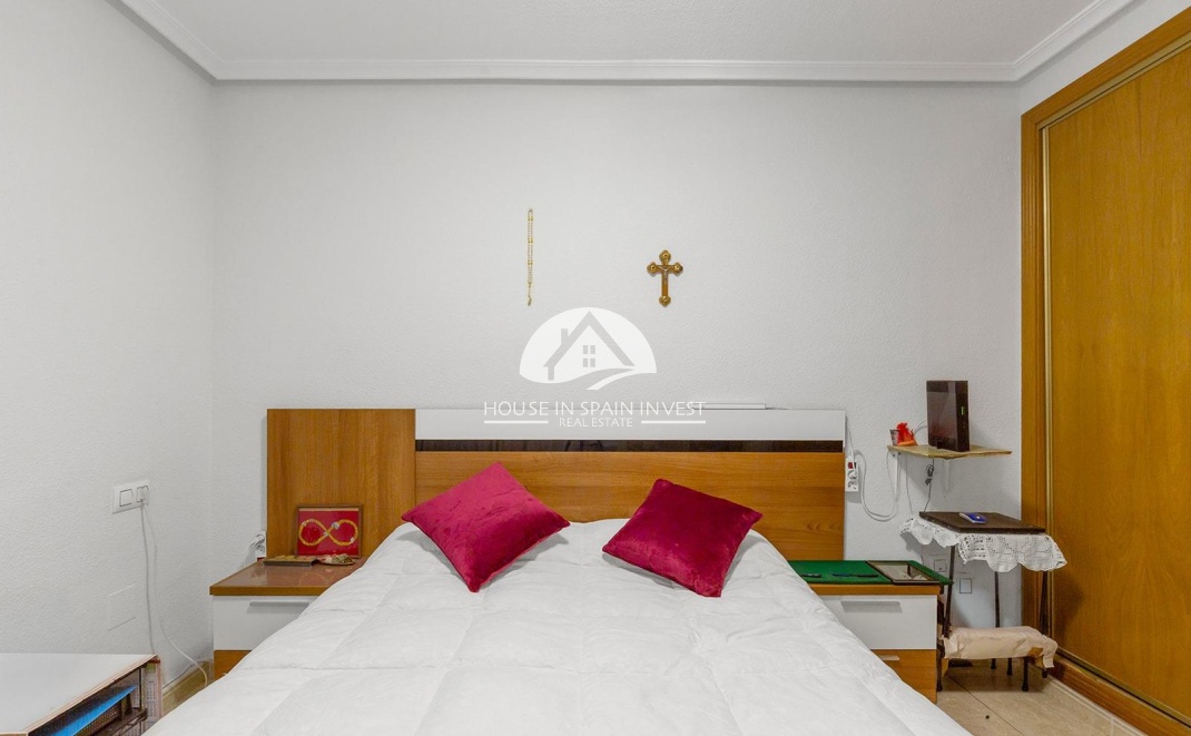 Resale - Apartment  - Torrevieja - Centro