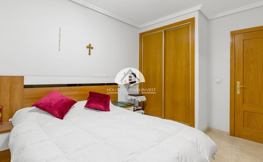 Resale - Apartment  - Torrevieja - Centro