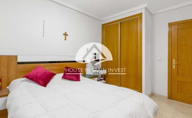 Resale - Apartment  - Torrevieja - Centro