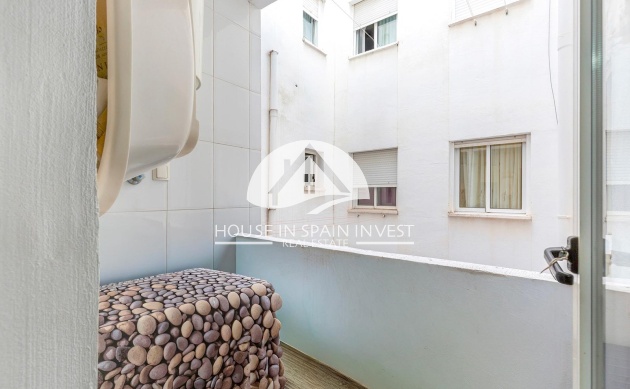 Resale - Apartment  - Torrevieja - Centro