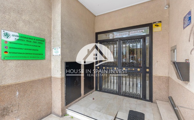 Resale - Apartment  - Torrevieja - Centro