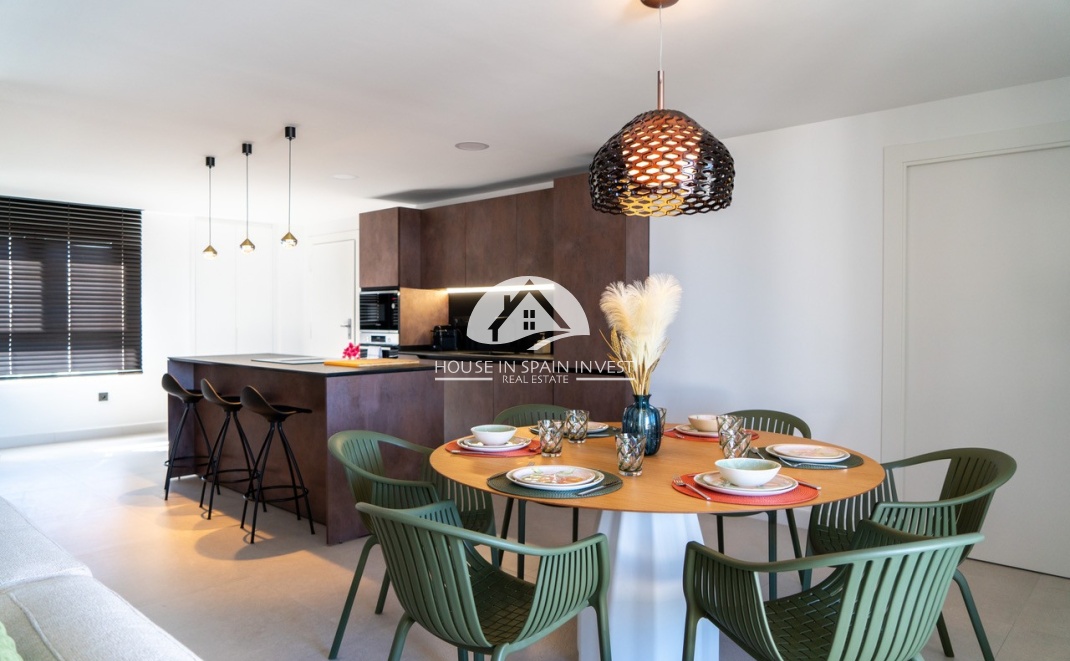 Resale - Apartment  - Orihuela Costa - La Zenia