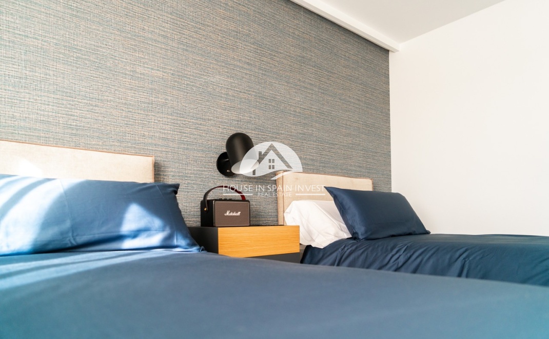 Resale - Apartment  - Orihuela Costa - La Zenia