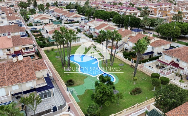 Resale - Apartment  - Orihuela Costa - Playa Flamenca