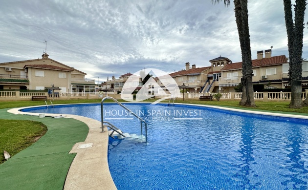 Resale - Apartment  - Orihuela Costa - Playa Flamenca