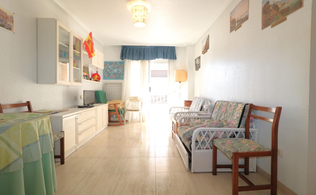 Resale - Apartment  - Torrevieja - Centro
