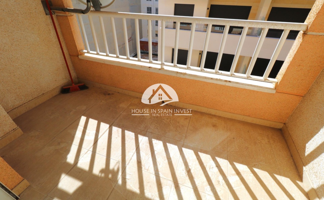 Resale - Apartment  - Torrevieja - Centro