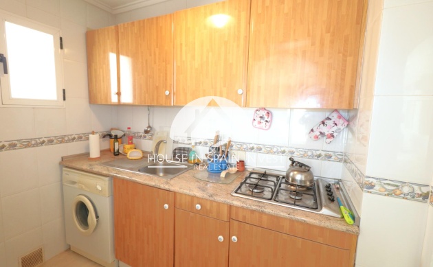 Resale - Apartment  - Torrevieja - Centro