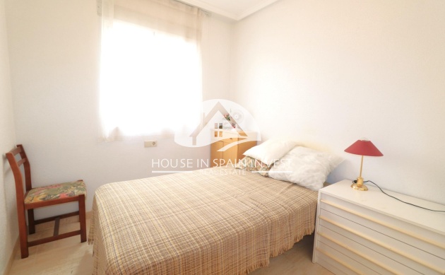 Resale - Apartment  - Torrevieja - Centro