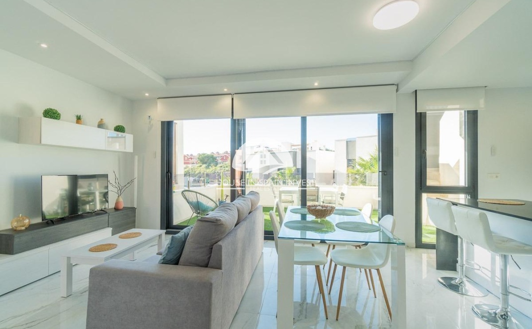 Resale - Apartment  - Orihuela Costa - PAU 26
