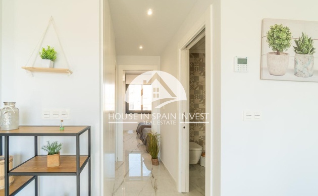Resale - Apartment  - Orihuela Costa - PAU 26