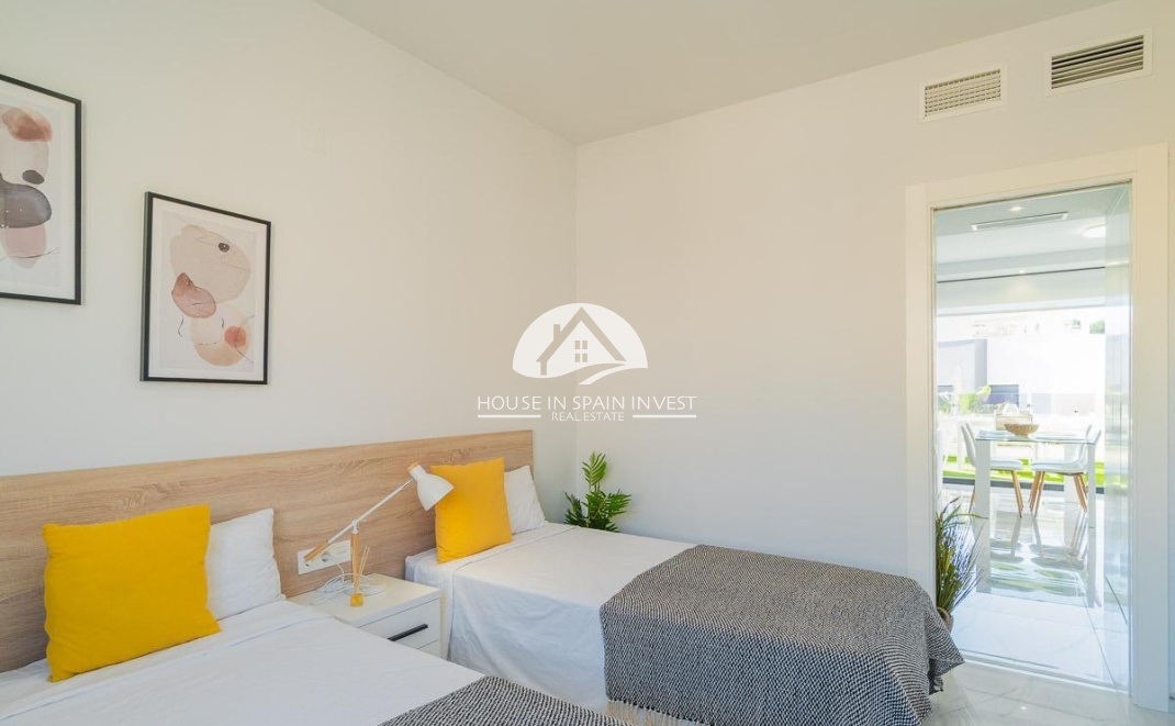 Resale - Apartment  - Orihuela Costa - PAU 26