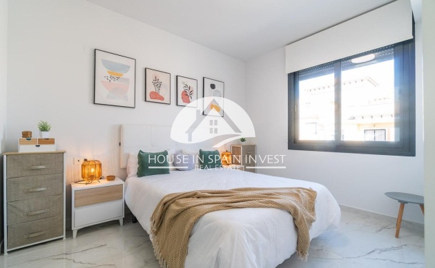 Resale - Apartment  - Orihuela Costa - PAU 26