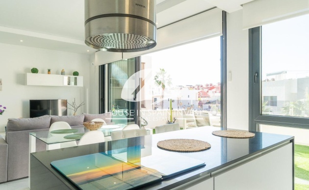 Resale - Apartment  - Orihuela Costa - PAU 26