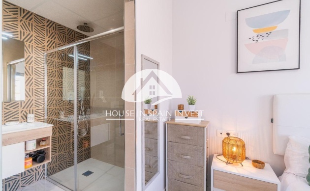 Resale - Apartment  - Orihuela Costa - PAU 26