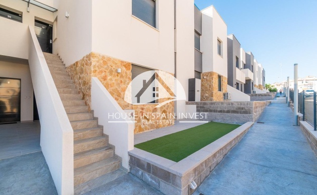 Resale - Apartment  - Orihuela Costa - PAU 26