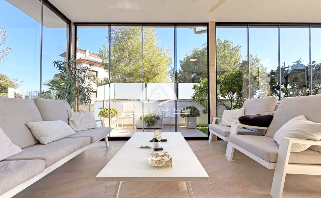 Resale - Villa - Orihuela Costa - Villamartín