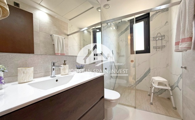 Resale - Villa - Orihuela Costa - Villamartín