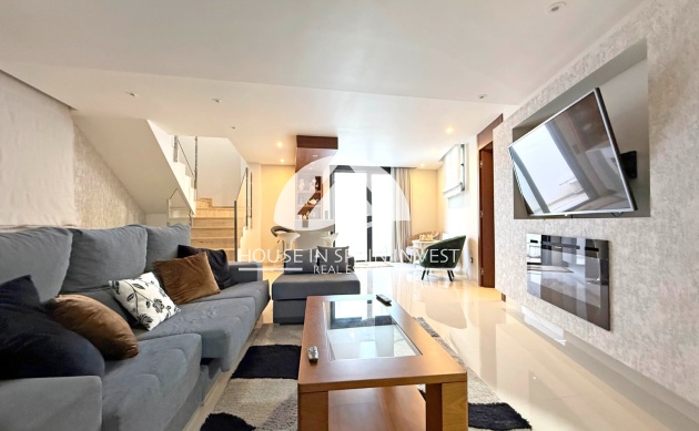 Resale - Villa - Orihuela Costa - Villamartín