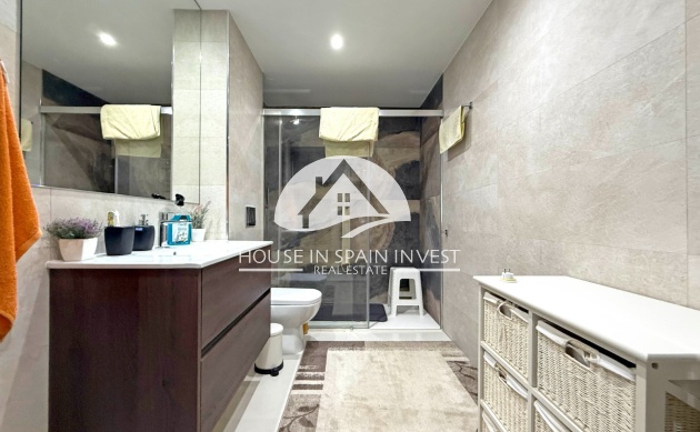 Resale - Villa - Orihuela Costa - Villamartín