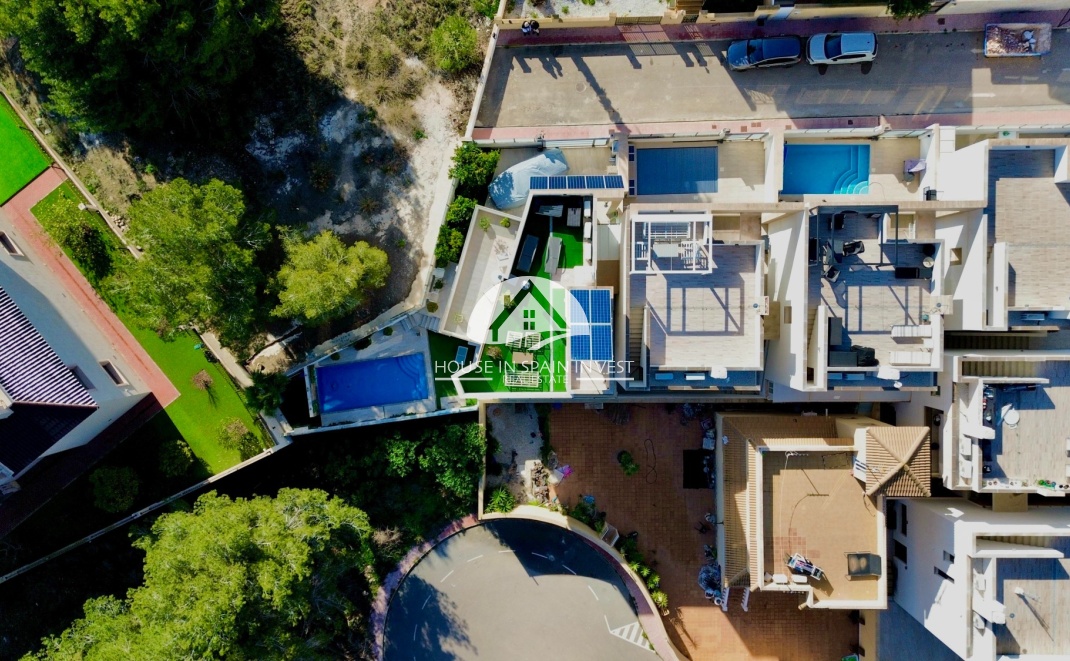 Resale - Villa - Orihuela Costa - Villamartín