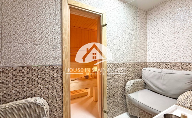 Resale - Villa - Orihuela Costa - Villamartín