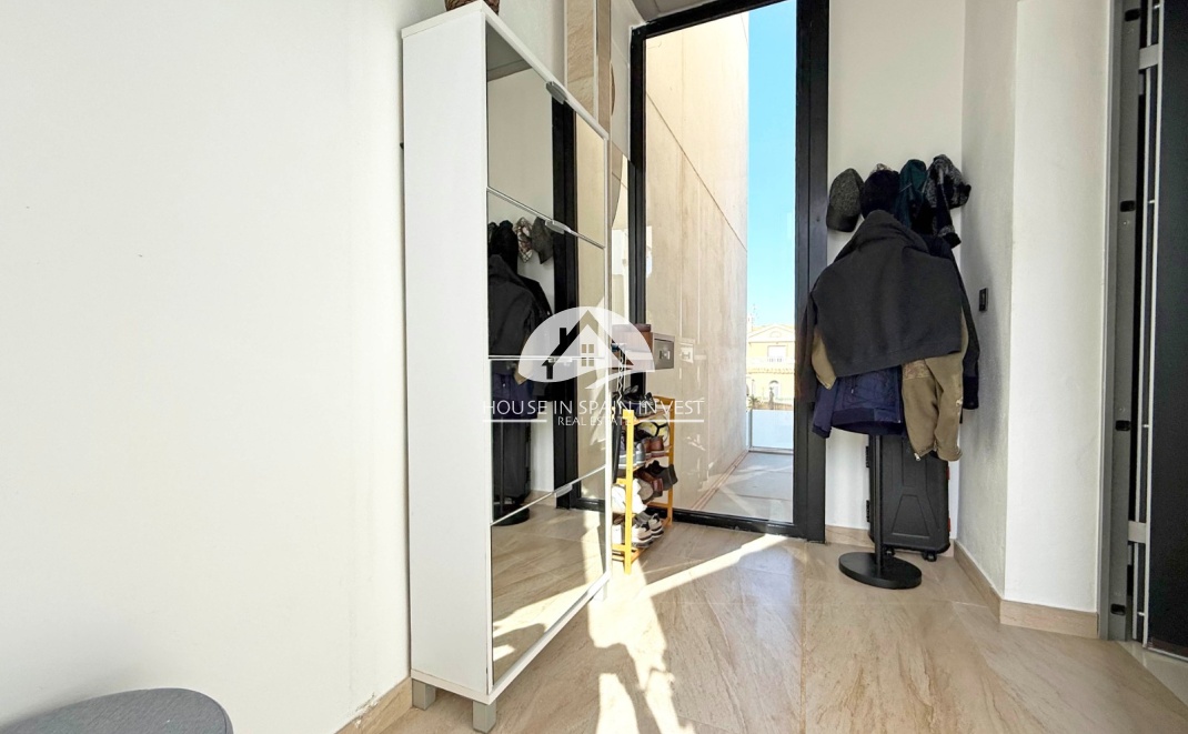 Resale - Villa - Orihuela Costa - Villamartín