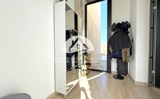 Resale - Villa - Orihuela Costa - Villamartín