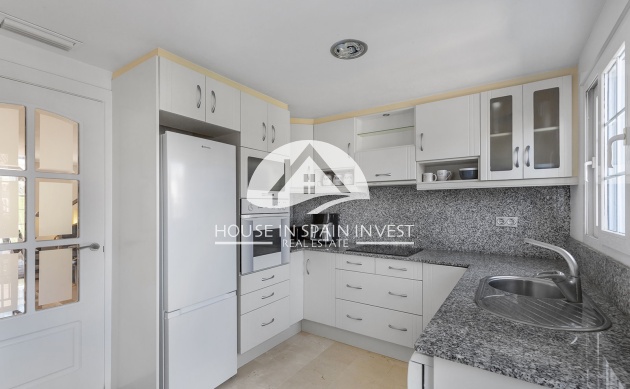 Resale - Villa - Guardamar del Segura - Guardamar - El Raso