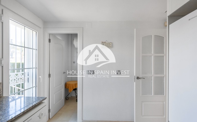 Resale - Villa - Guardamar del Segura - Guardamar - El Raso