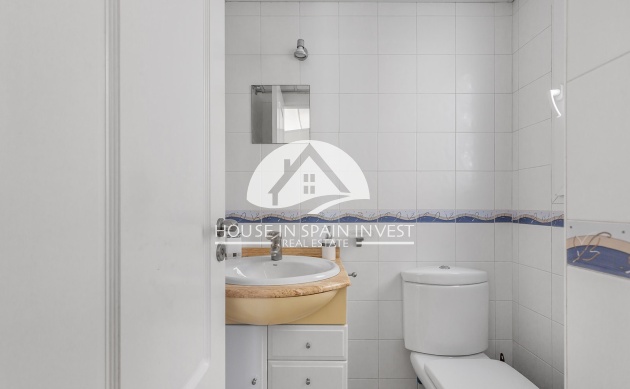 Resale - Villa - Guardamar del Segura - Guardamar - El Raso