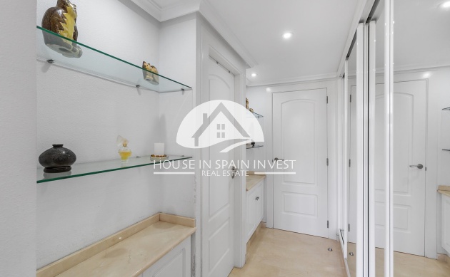 Resale - Villa - Guardamar del Segura - Guardamar - El Raso