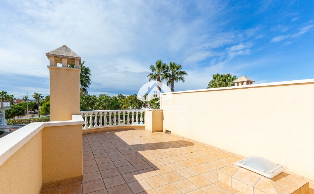 Resale - Villa - Guardamar del Segura - Guardamar - El Raso